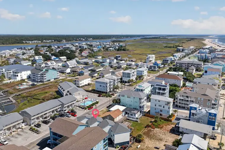 Aerial of Carolina Beach neighborhood and waterway