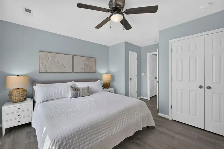 Primary bedroom detail